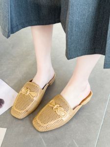 รองเท้าแตะสวมแบบสวมครึ่งนิ้วสำหรับผู้หญิง ทรงพื้นแบน ส้นเตี้ย รองเท้าแตะสวมแบบสวมสบาย รองเท้าแตะสวมสบายสำหรับฤดูร้อนปี 2024