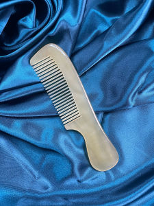 Anti-static Massage Comb Womens Handle Long Hair Care Scalp Massage Home Travel Salon Use Yellow Sheep Horn Comb