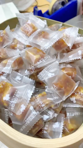 Greenpea Real Fruit มะม่วงคิ้วบ์ และ สับปะรดคิ้วบ์ เนื้อผลไม้ พอดีคำ เปรี้ยวอมหวาน หนึบหนับ ทานง่าย กรีนพี