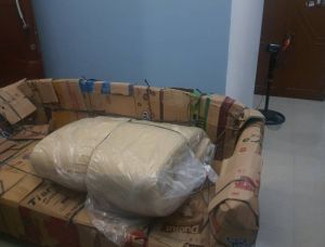 BANGKU SANTAI BALE BALE MODEL  UKIR KAYU JATI