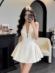 French Chic V-Neck Pleated Halterneck Slimming Dress