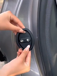 Silicone Car Door Lock Latches Protection Cover Anti Rust Door Buckle Anti-Collision Protective Cover Most Model 车门锁保护垫