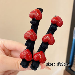 กิ๊บติดผมรูปหัวใจสีแดง ทรงผมสไตล์เกาหลี สำหรับผู้หญิง ช่วงฤดูใบไม้ร่วงและฤดูหนาว กิ๊บติดผมแบบมีขนสำหรับตกแต่งผมด้านหน้า