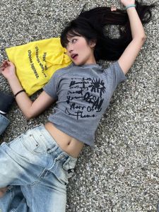 Áo Thun Nữ Tay Ngắn Ôm Vừa Vặn Màu Xám Đậm Có Họa Tiết Chữ Cái Cổ Tròn Mùa Hè Thời Trang