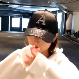 Topi Baseball Pria Wanita Logo A Satin Glitter Mewah Gaya Korea Fashion Casual Import MLH TP19