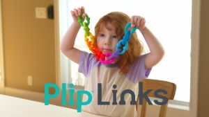 Plip Links - ของเล่นเสริมพัฒนาการแบบปลายเปิดจาก Fat Brain Toys - เหมาะสำหรับอายุ 3 ปีขึ้นไป