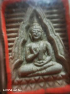 พระผง รุ่น 6 พระไตรปิฎก สภาพสวยพร้อมกรอบสแตนเลส