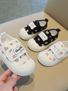 Spring Autumn 2024 Childrens Casual Canvas Shoes Soft Bottom Cartoon Design Nursery Girls Loafers Trendy Kids Footwear