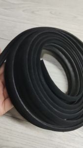 Runcanel Karet Keliling Kaca Pintu Belakang/Penumpang Kijang Kapsul