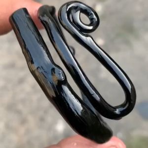 Gelang Akar Bahar Hitam Lentur Model Melingkar