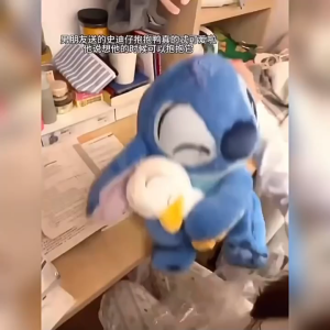 25/30 ซม.Disney Plush Doll Stitch ตุ๊กตาน่ารักเป็ด Stitch Plush ตุ๊กตาของเล่นคริสต์มาสเด็กของขวัญวันเกิด