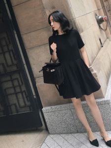 Plus Size Hepburn Style Little Black Dress Womens Chubby Girl Summer Fashion A- line Short Skirt Minimalist Elegant Short Sleeve Dress 100.00kg