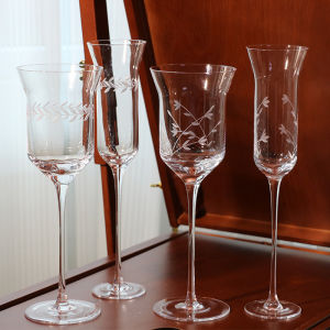 Handcrafted Etched Crystal Glass Champagne Cup Highball Home Use Red Wine Glass Leaf Carving Pattern Wine Cup for Dining And Entertaining