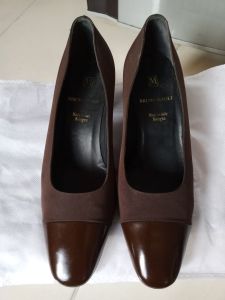 Sepatu preloved/bekas pakai branded made in Italy Ori size 36 kondisi sepatu masih bagus spt difoto dan video utk detail nya mohon chat dahuluwarna coklatbahan mix suede dan kulittinggi hak 48cmno box