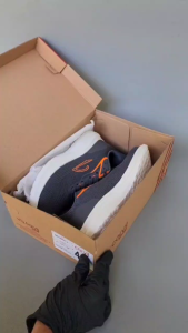 Carvil Lautaro Sepatu Pria Dewasa Tali Sneakers Cowok Kekinian Laki-laki Keren Terbaru 39-44