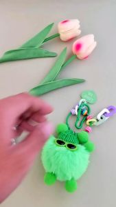 ideafashionshop(ID2236) พวงกุญแจ จี้ตุ๊กตามอนสเตอร์ใส่แว่นตาน่ารัก