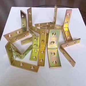 มูลค่า ฉากเข้ามูก ฉากยึดมูกเฟอร์นิเจอร์เหล็กหนาแชุบซิ้งค์สีรุ้งกันสนิมอย่างดี รองรับน้ำหนักได้มาก ไม่ต้องทำการออก คุณพบกับชั้นกระชับที่น่าสนใจ สามารถฉากรองกับ ฉากยึดถุง และส่งทันที