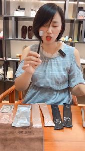 คุณเลือกรายการ แปรงสีฟันพร้อมยาสีฟัน หลอด 3 กรัม สไตล์เกาหลี พร้อมส่งจากไทย โรงแรม, ออกทริป, บรรจุซองอย่างดี สวยหรูดูแพง