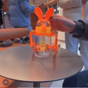 Bình Tập Uống Cốc Tập Uống Nước Hình Tai Thỏ Dễ Thương Dung Tích 450 ml Tiện Lợi Cho Bé