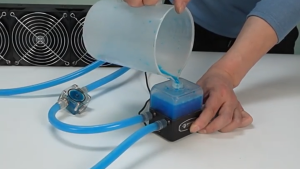 Pump&Tank Cooling 12vDc ปั๊มน้ำ+ถังพักในตัว ชุดน้ำคอมพิวเตอร์ และงานDIY เสียงเงียบ อายุใช้งานยาวนาน