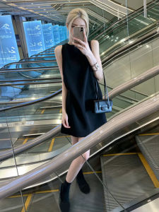 LIRUSHAN | Stylish Black Sleeveless Dress