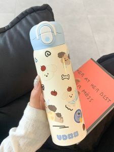 ถ้วยดื่มน้ำแบบมีด้ามจับแบบพกพาสำหรับผู้หญิง ดีไซน์น่ารัก ดีไซน์ใหม่ 316L สแตนเลส ป้องกันแบคทีเรีย ทำความสะอาดง่าย ป้องกันรั่วไหล