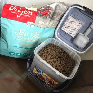 IRIS Pet Storage Barrels 10kg Dog Food Bucket Alice Storage Cat Food Sealed Cans Storage Box Moisture-Proof Box