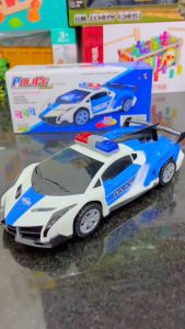 รถของเล่นไฟฟ้า360องศา ของเล่นรถตำรวจ มีไฟ LED และเพลง ของเล่นของขวัญสำหรับเด็ก สินค้าพร้อมส่ง