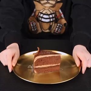 Korean Stainless Steel Thickened Round Plate Golden Cafe Tray Fruit Plate Cake Plate Bone Plate Vegetable Dish Shallow Plate