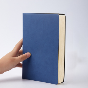 Soft leather thickened A5 notebook 360 pages with soft cover suitable for daily use family meetings