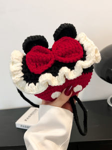 Cute Handmade Knitted Mobile Phone Bag Wool Crochet Outdoor Small Crossbody Bag Childrens Essential Fashion Accessory