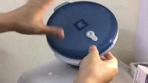 Hộp nhựa tròn 2 đáy 1750ml sx tạiThái kín hơi công nghệ Microban kháng khuẩn nút thoát khí. T6037