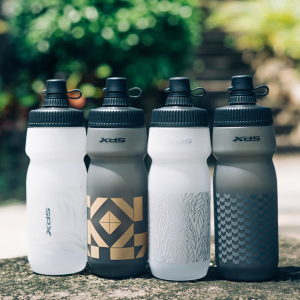 XDS | Fashionable High-capacity Squeeze Water Bottle for Sports