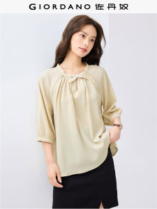 Giordano Womens Casual Style Bubble Pleated round Neck Short Sleeve Shirt Polyester Fiber Five-Quarter Length Regular Fit