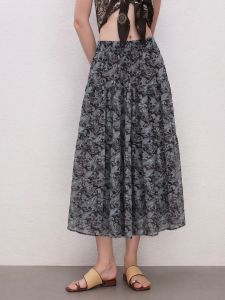 Basic House | Vintage Blue Floral High Waist Loose Half Skirt
