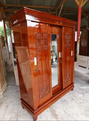 Lemari pakaian pintu 3 sliding minimalis