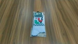 Kuzatura Kaos Kaki 315KZS Warna : Putih Kombinasi Ukuran : All Size Bahan : Katun Spandex PE