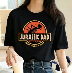 Sanrio | Jurassic Dad Pain Series Ironic Bone T-shirt Suitable for Men and Women 100% Cotton Summer Fashion T-shirt Short Sleeve Top.