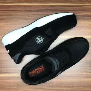 sepatu sneakers safety pria ujung besi alas ada plat besi bajanya anti paku anti tusuk