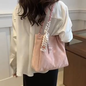 Tas Wanita Praktis: Tas Bahu Wanita Gaya Korea Tekstur Sederhana