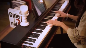 เปียโนไฟฟ้า 88 คีย์ ไม้แท้! แป้นหนักเหมือนเปียโนจริง + Bluetooth/MIDI ฝึกง่ายผ่านแอป ส่งฟรี