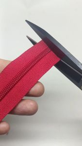 Gunting Kain Konveksi & Gunting Jahit Tajam: Memilih Gunting Takatori 9 Inch