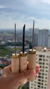 Bộ kim khâu giày tại nhà (Tặng chỉ)