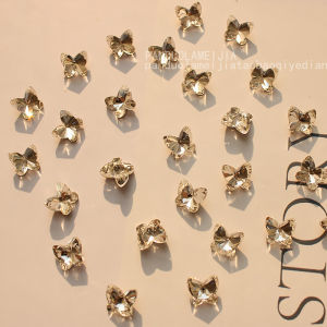 10 PCs Large Size 10*10mm Manicure Jewelry Bows New Arrival Diamond Diamond Transparent Silver Popular Ornament