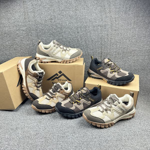 Breathable Outdoor Climbing Shoes Men Women Lightweight Waterproof Non-Slip Hiking Boots Four Seasons Professional Ladies Mountain Climbing Shoes