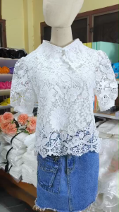 TUM BANGKRAUY เสื้อลูกไม้สีขาว เสื้อขาวใส่งานบวช ใส่ทำบุญ ใส่ไปวัด Freesize อก 42 ยาว 25 นิ้ว No.526 ส่งฟรี มีบริการเก็บเงินปลายทาง