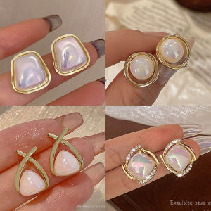 Elegant Fish Girl Princess Ear Studs Womens Fashion Jewelry Fresh out Premium Quality Lightweight Luxury Stylish Accessories