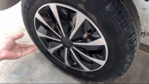 คลินิก ฝาครอบกระทะล้อ สีบรอนด์ดำ ลาย1022 ขอบ ( 1ชุดมี 4 ฝา)มี14/15/16 นิ้ว เเข็งเเรง รัดเเน่น 9 เข็มขัด สวยงาม ดูดีอีกขั้นอีกระดับ สินค้าส่งน