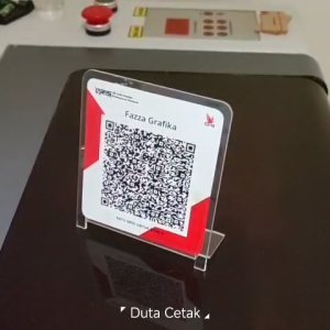 Cetak Papan Akrilik QRIS Custom | QRIS + Stand Akrilik / QRis Pembayaran + Dudukan Akrilik