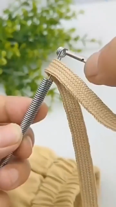 Top Seller 1PC BENDABLE SPRING ROPE THREADING TOOL | Drawstring Inserter | Flexible Rope Guide | Fabric String Inserter | String Feeding Needle | Waistband String Puller | DIY Craft Cord Threader | Flexible Drawstring Threader | Drawcord Replacement Tool.